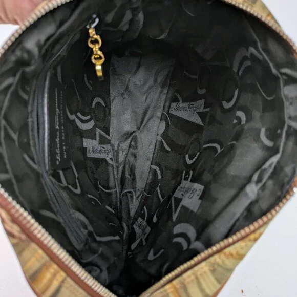 Ferragamo Butterfly Bag - Picture 9 of 10